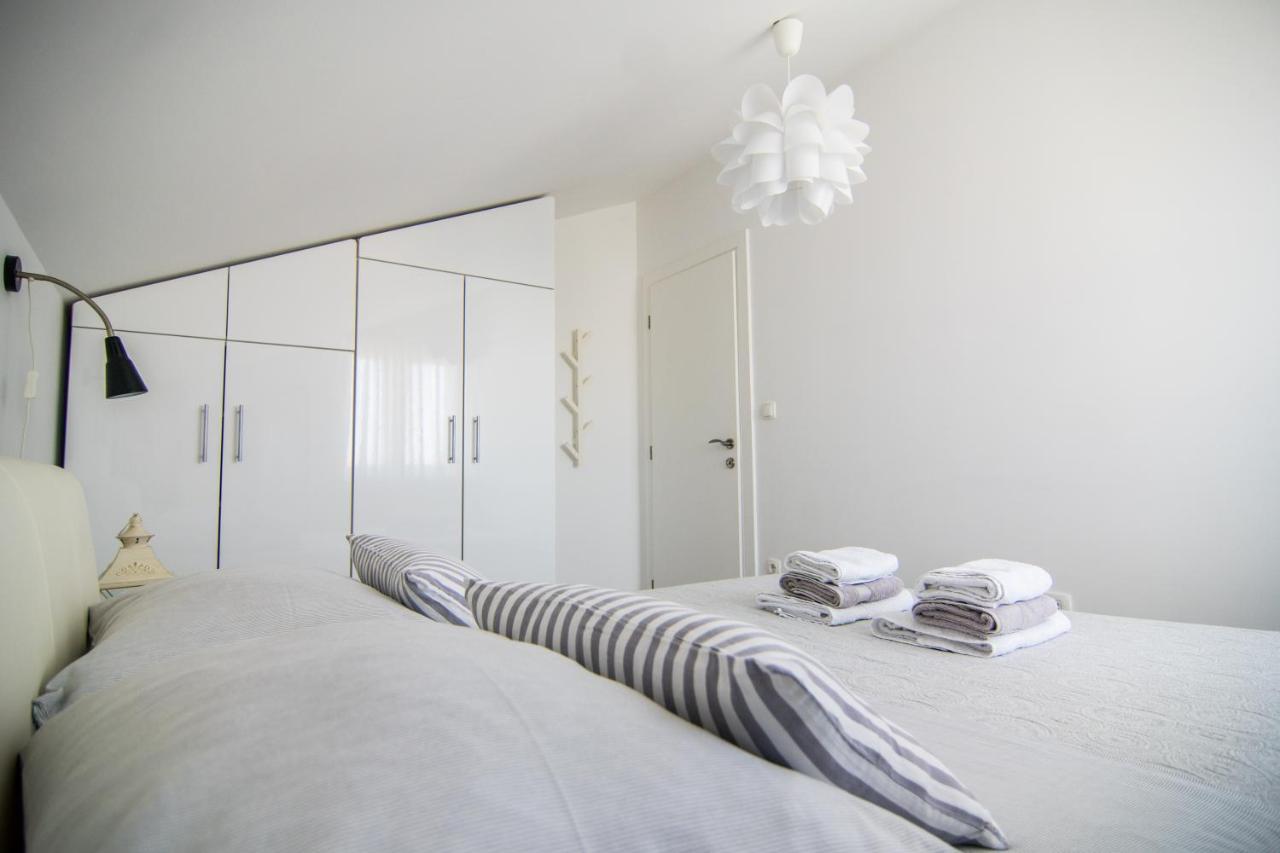 Apartments Up&Up Рогозница Экстерьер фото
