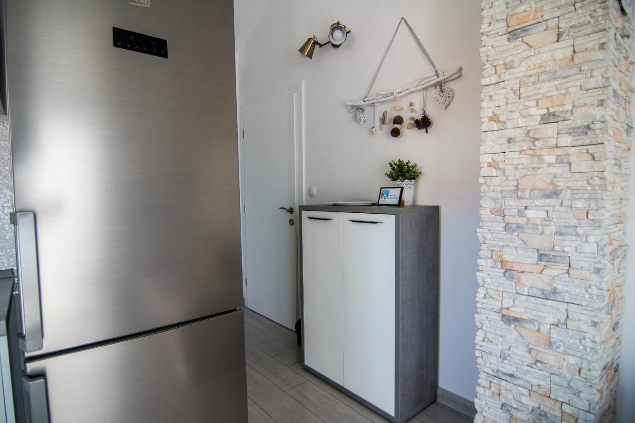 Apartments Up&Up Рогозница Экстерьер фото